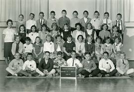 Class Photograph - Division 6 - Grade 5 - 1964-1965