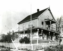 Bouthot residence at Cartier Avenue and Laval Street