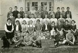 Class Photograph - Division 2 - Grade 6 - 1958