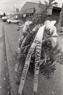 Alexandria Pesic Memorial Wreath placed on Cottonwood