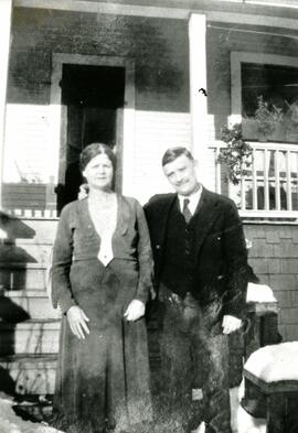 Annie and Wallace Whiting on Rochester Ave