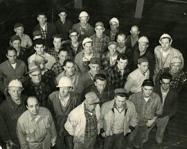Group of workers celebrate 1000 accident free days