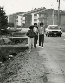 Missing sidewalk in Eagle Ridge area