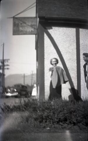 Open original Photographs and Documents