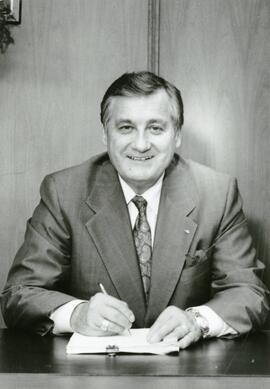 Mayor Lou Sekora