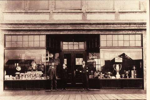 Open original Photographs and Documents
