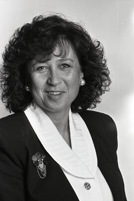 Portrait of new Chamber of Commerce president, Maureen Dixon