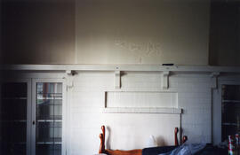 Cottage 111 interior - Mantle