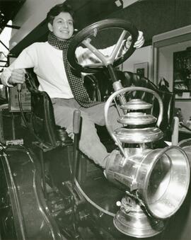 Poirier library car show