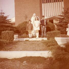 Champagne children at first communion