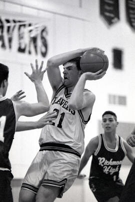 Terry Fox vs. Richmond Ravens basketball